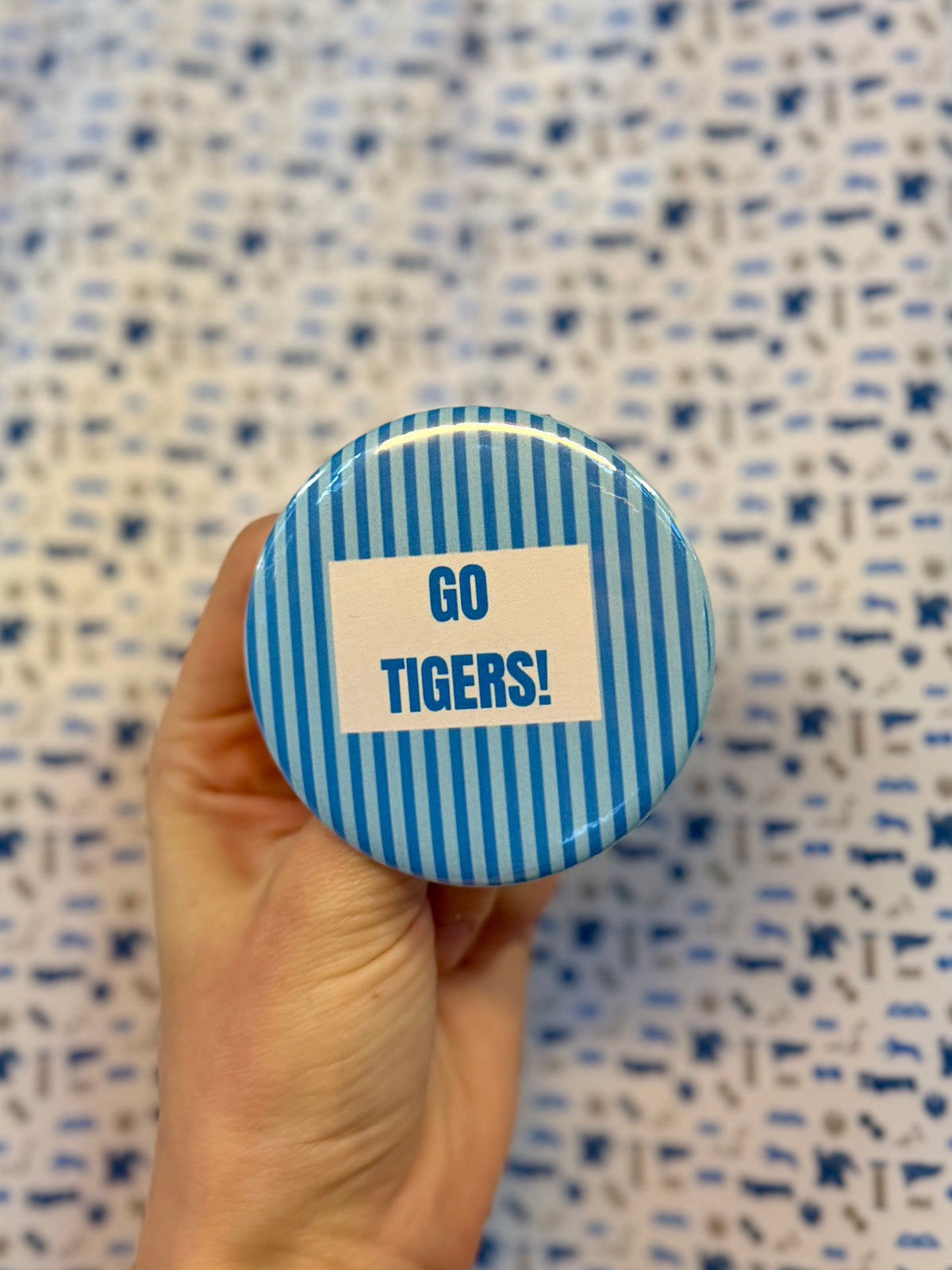 Buttons 3"